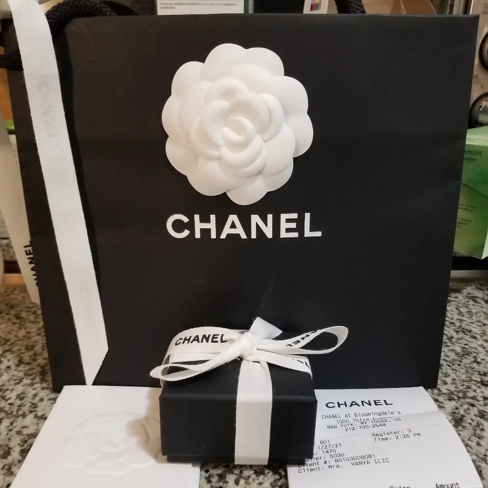🆕 Chanel Gold Crystal &Pearls with CC charms - Picture 3 of 10
